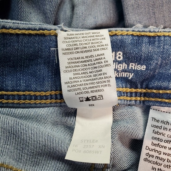 🔴 Time and Tru Hi-Rise Skinny Jean Women Plus 18 Blue Distressed Button Close - Picture 9 of 9